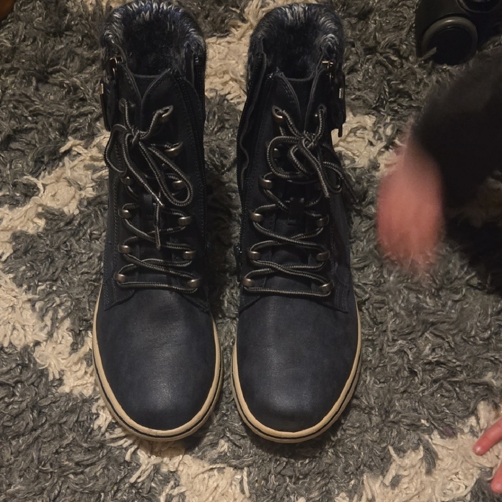 Cliffs by WHITE MOUNTAIN Navy Lace Up Boots